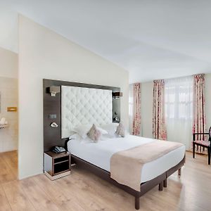 Habitación Prestige con Cama Queen